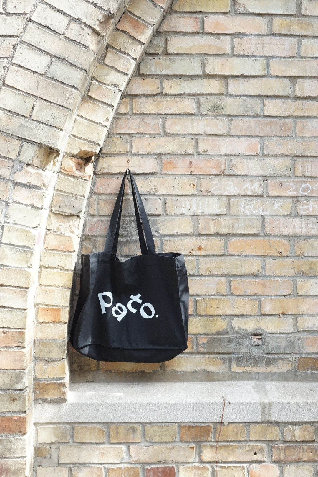 Wave Tote
